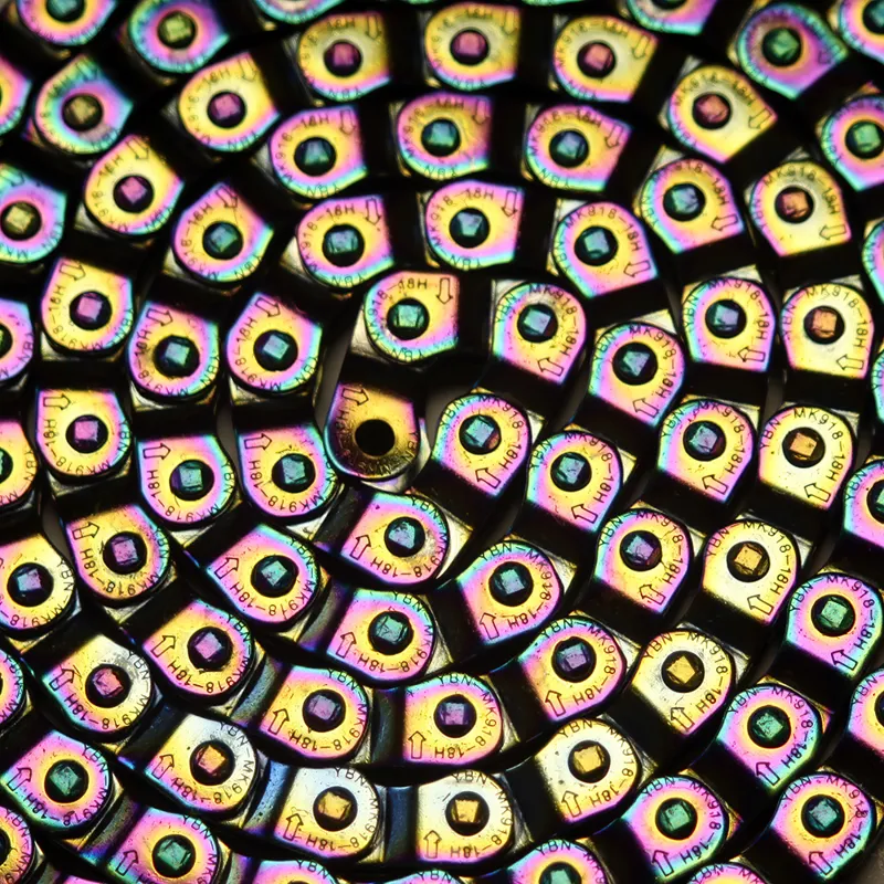 Gusset Slink Chain in Oil Slick - 1/8-1