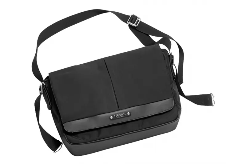 Brooks England Strand Messenger Bag in Black