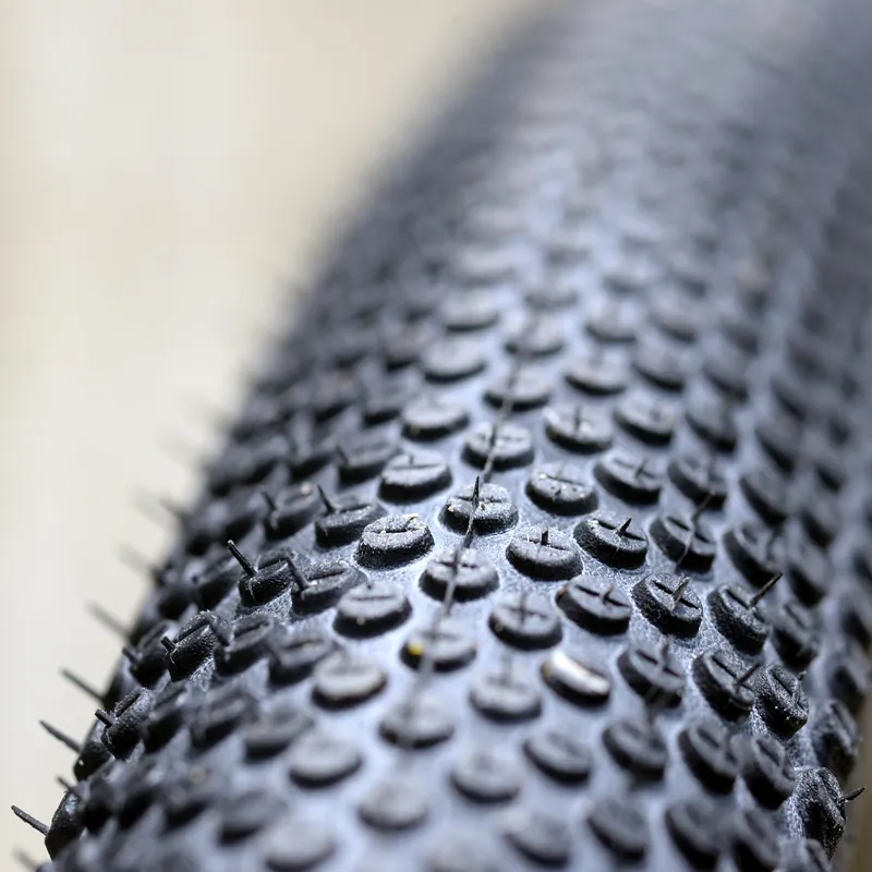 Schwalbe G-One Bite 650B Tyres in Black - 650x40 / 650x54-2