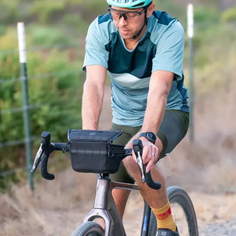 Redshift Top Shelf Handlebar Bag-4