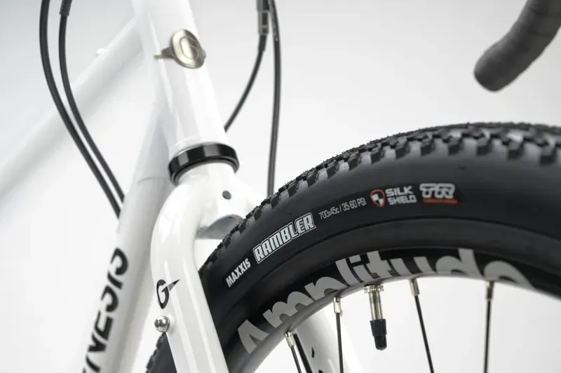 Genesis Croix De Fer 10 Gravel Bike in White-5