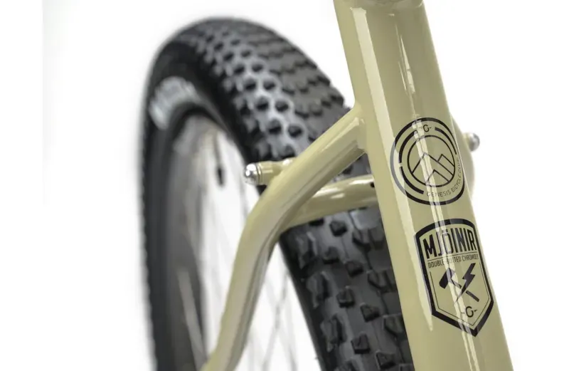 Genesis Vagabond 10 Gravel Bike in Rolling Bones-11