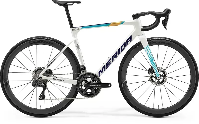 Merida Scultura Team Road Race Bike in Teal/Pearl Team