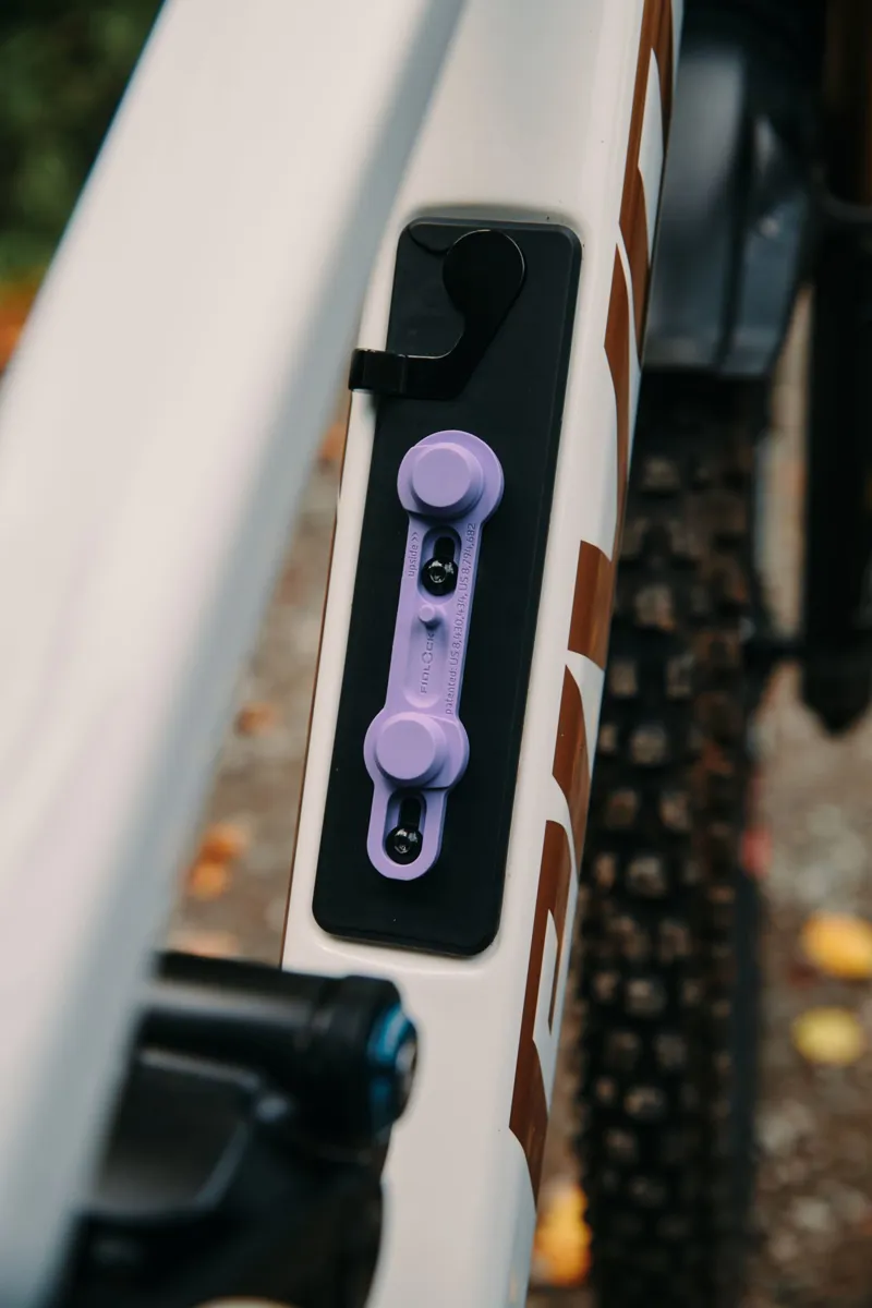 Fidlock TWIST Bike Base in Lilac-1