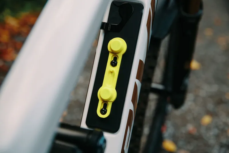 Fidlock TWIST Bike Base in Yellow-2