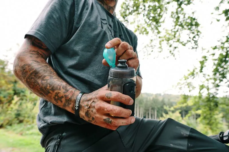 Fidlock TWIST 450 Bottle + Bike Base in Smoke/Green - Antibacterial -1