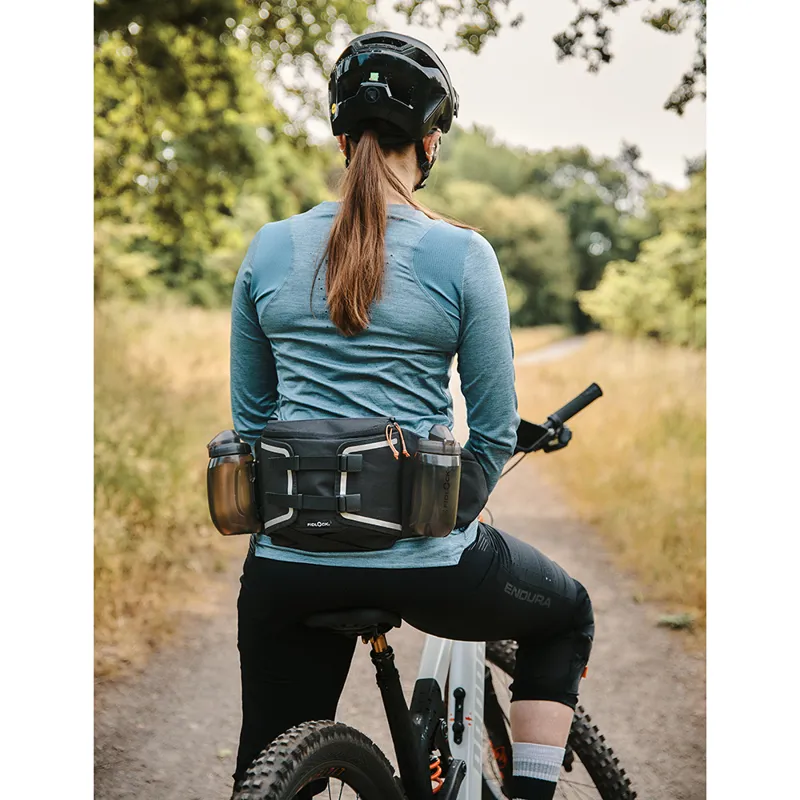 Fidlock HIP BELT Double with 450ml Bottle in Black-11
