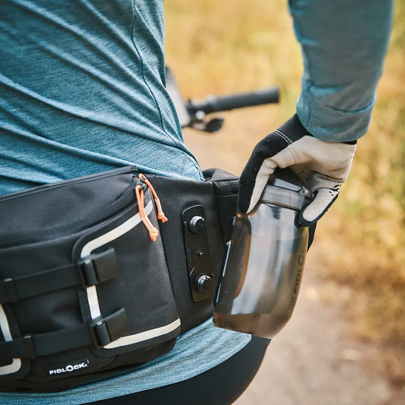 Fidlock HIP BELT Double with 450ml Bottle in Black