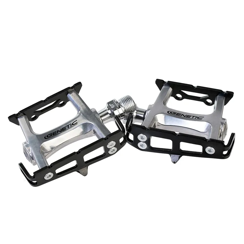 Genetic Pro Track Pedals in Silver/Black