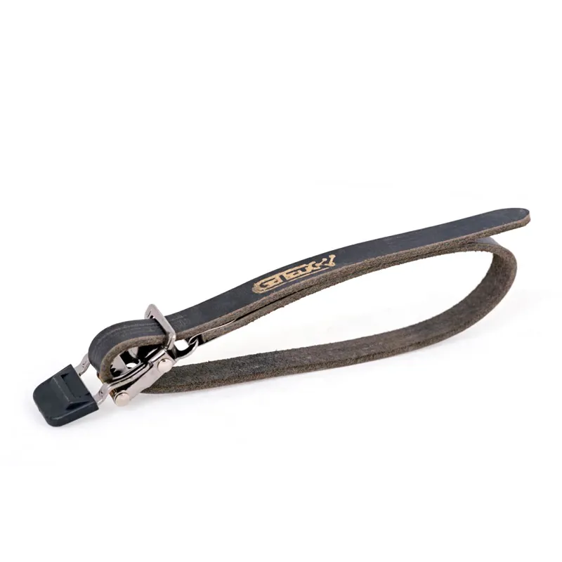 Genetic Single Toe Straps in Black