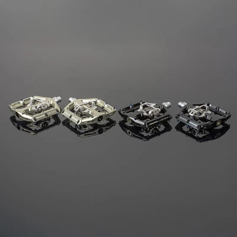 Renthal Pedals - Revo-DHC in AluGold-2
