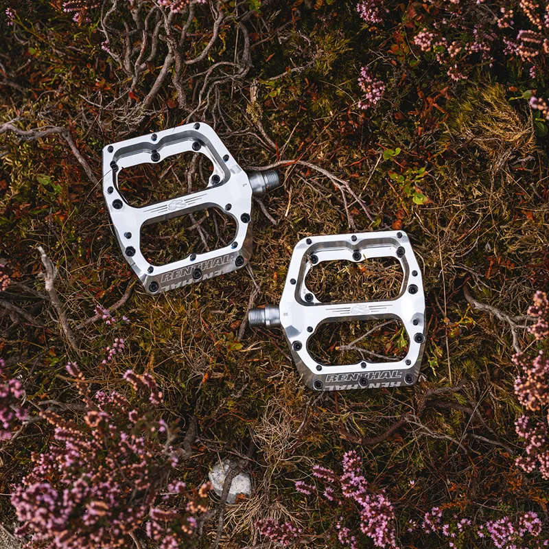 Renthal Pedals - Revo-F in Polished Sliver-1