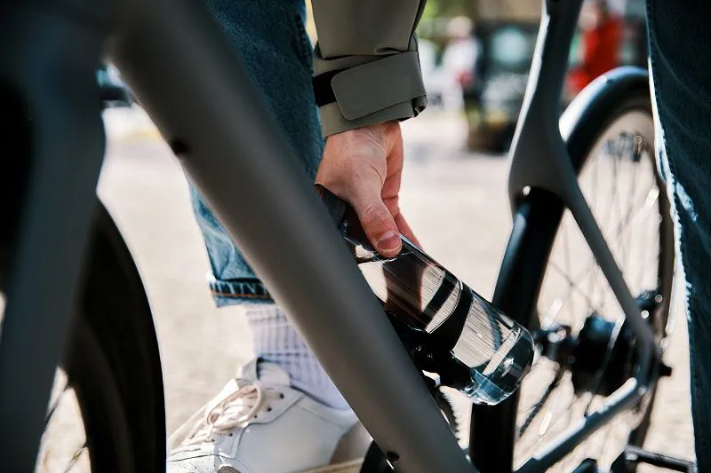 Fidlock TWIST 700 Bottle Life + Bike Base in Smoke-8