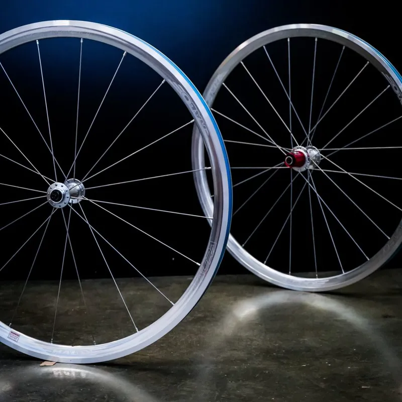 Halo Devaura RS2 700c Rear Wheels in Silver-3