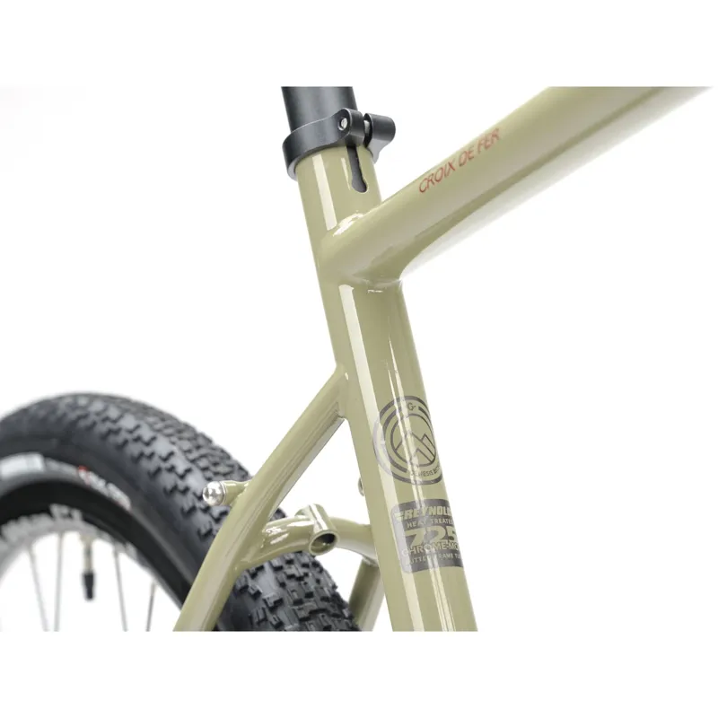 Genesis Croix De Fer 30 Md Pavement Medium-5