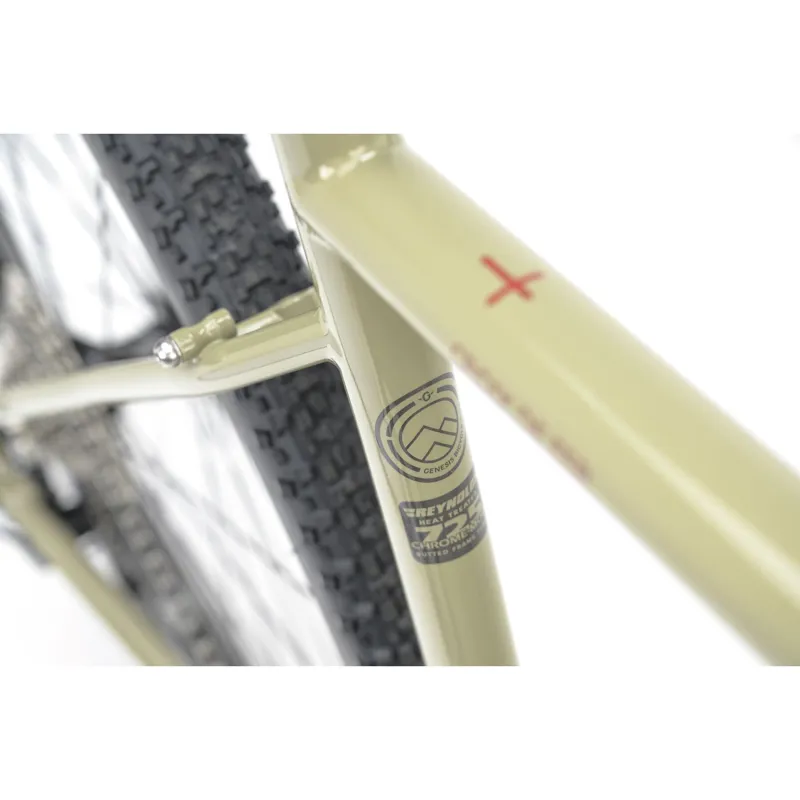 Genesis Croix De Fer 30 Md Pavement Medium-8