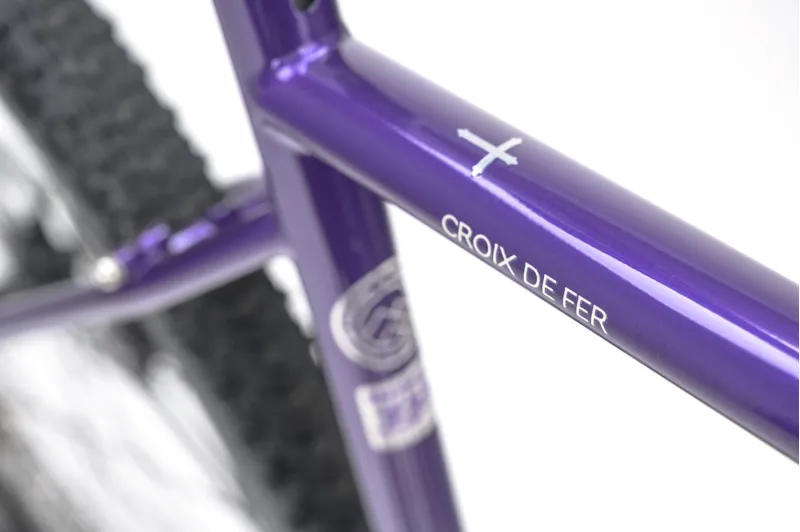 Genesis Croix De Fer 50 Md Stone Temple Violets Medium-10