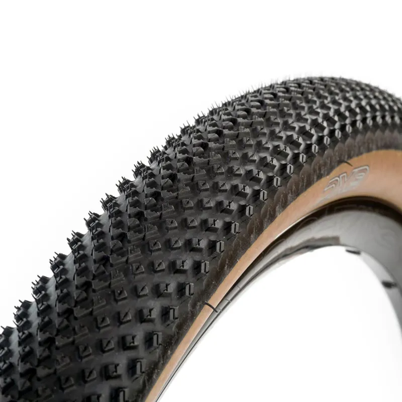 Halo GXC Gravel 650b x 47c Tyre in Tanwall-1
