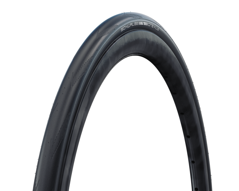 Schwalbe One Plus Wired 700 Tyre in Black - 23C