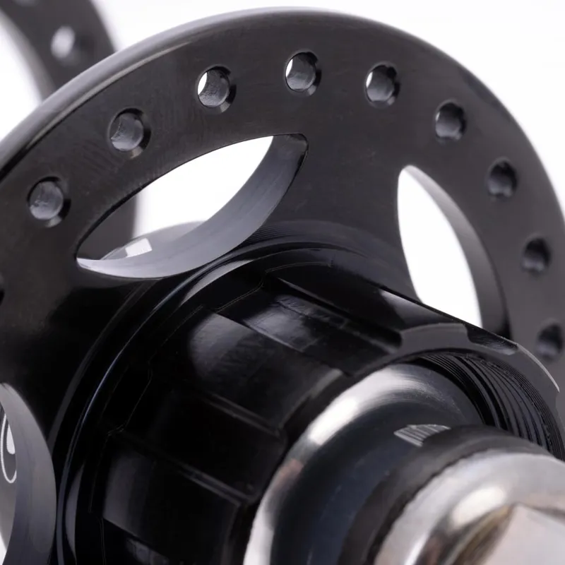 Halo Rear Fix-G Track Hub Black 3-2