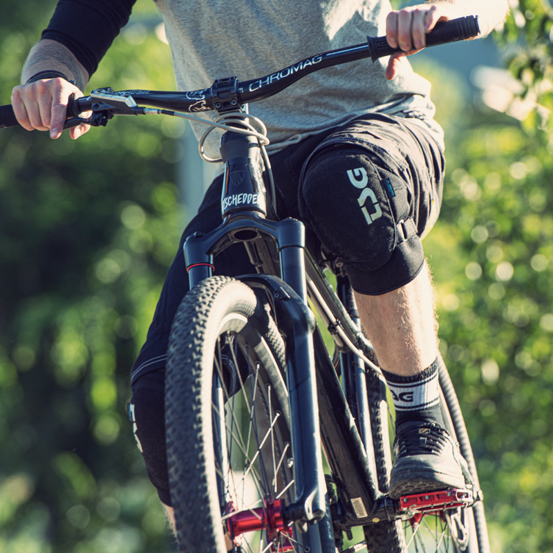 TSG Pads - Kneeguards Tahoe A in Black-3