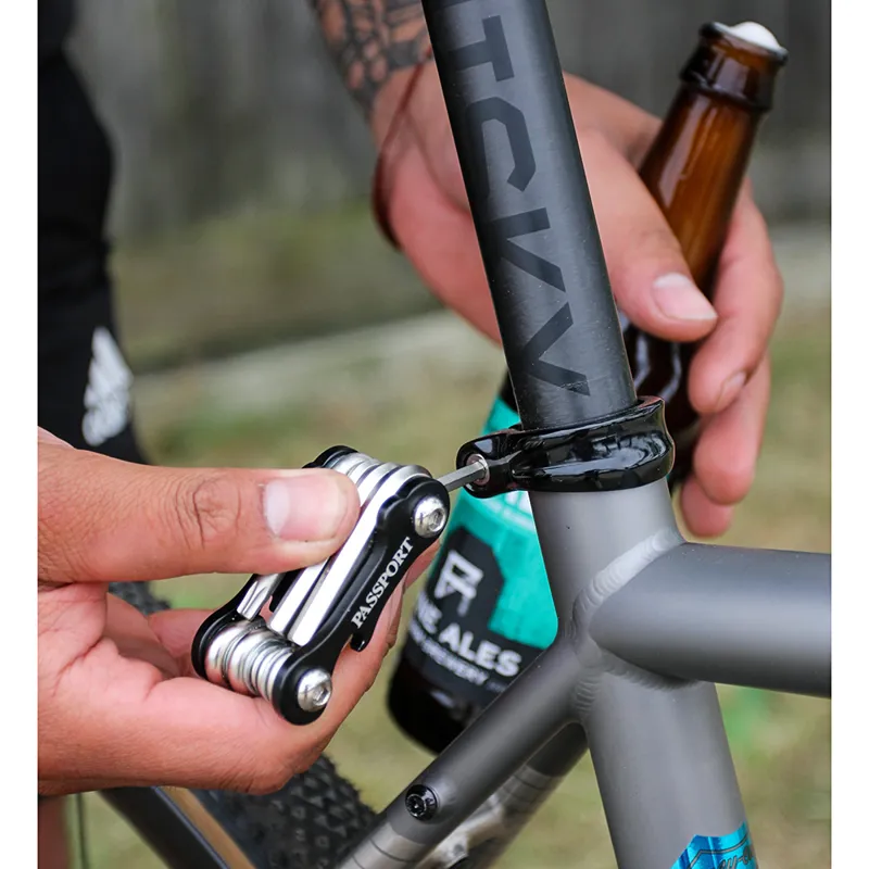 Passport Fastpass Micro Tool in Black-8