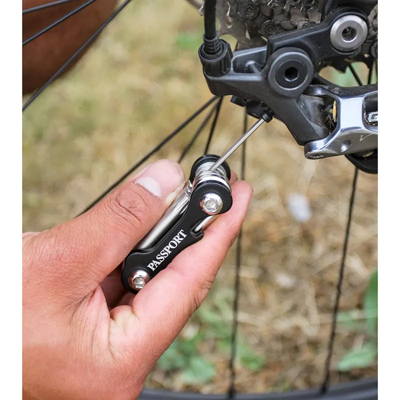 Passport Fastpass Micro Tool in Black-9