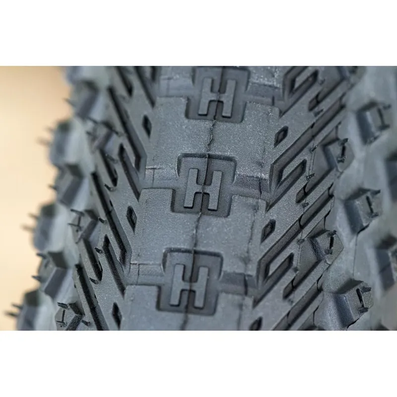 Halo GXR Gravel 650b x 47c Tyre in Tanwall-3