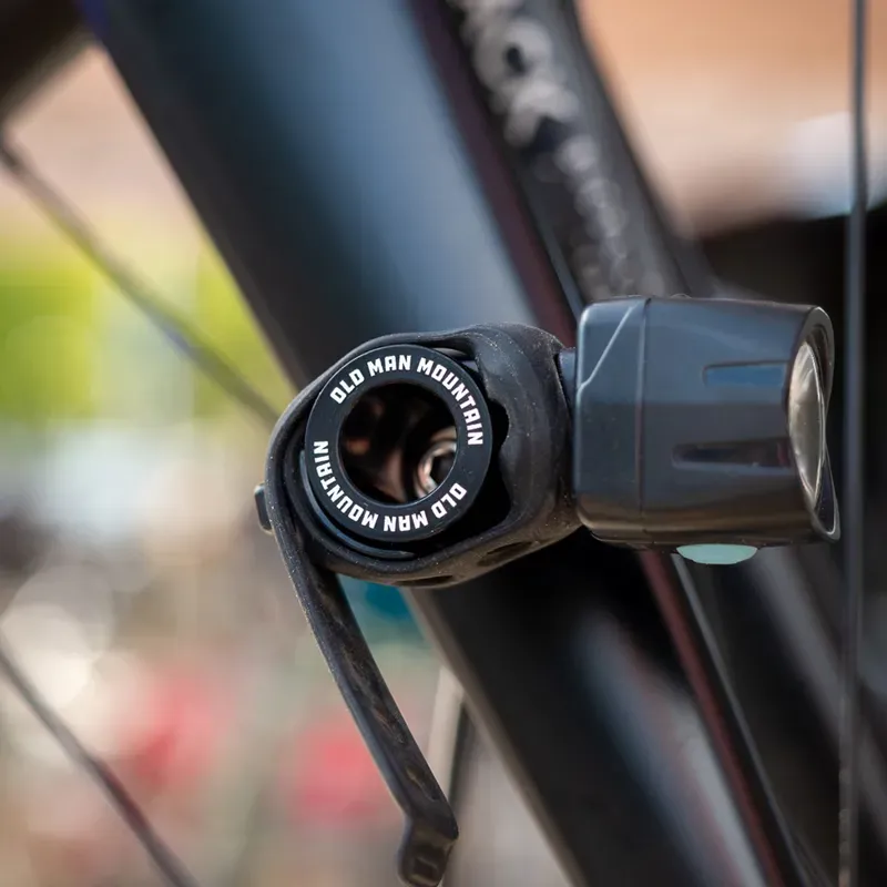 Old Man Mountain Headlight Mount-2