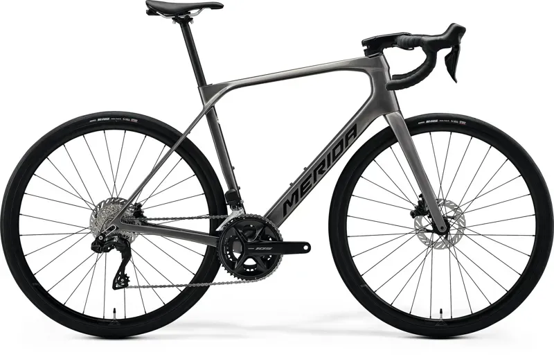 Merida Scultura Endurance 6000 in Grey/Black